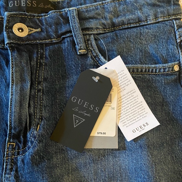 NEW Guess Jean Shorts - Picture 2 of 6